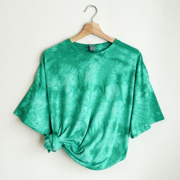 New Green Tie Dye Short Sleeve T Shirt Size 2XL Crewneck Casual Comfy Gildan Tee - Picture 1 of 7
